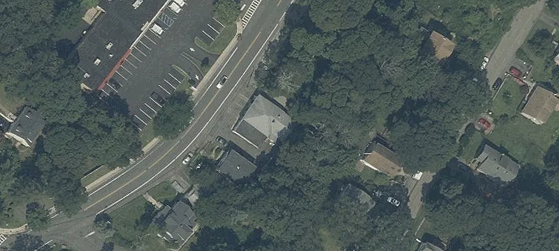 390 Howard Blvd