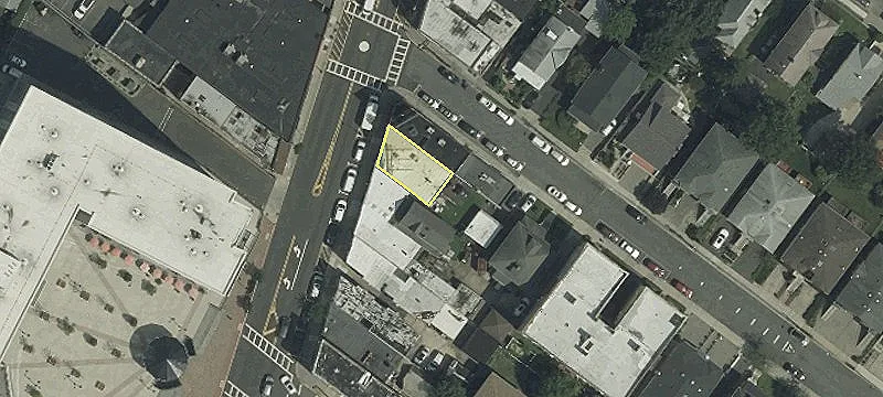708 Anderson Ave