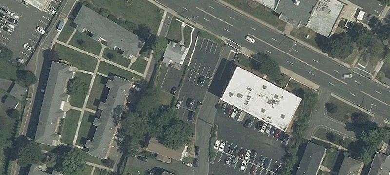 69 Morris Ave