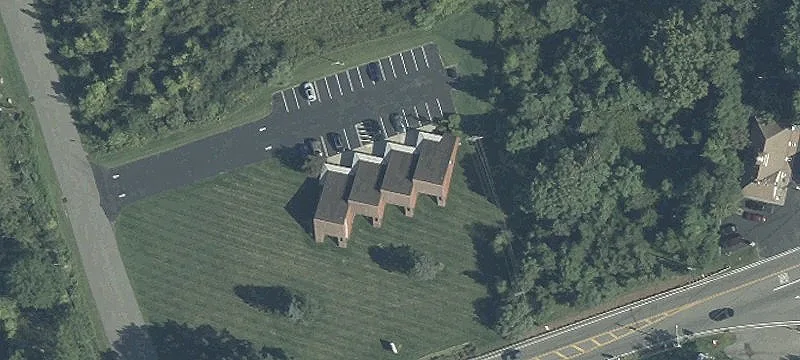 6 Oxbow Ln