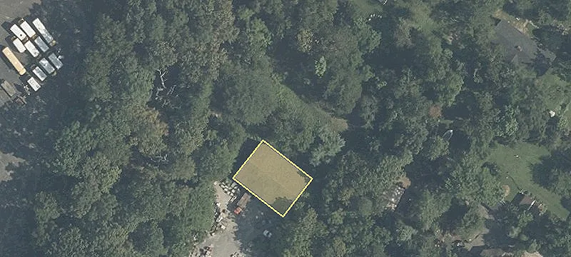 74 Troth Ave