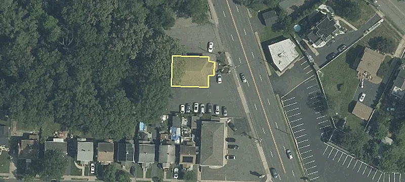 711 Amboy Ave
