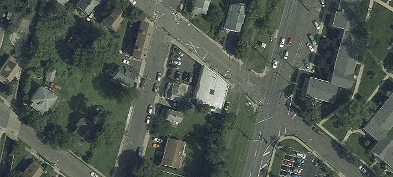4 Hamilton Ave