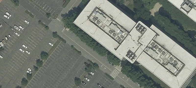 15 Midland Ave