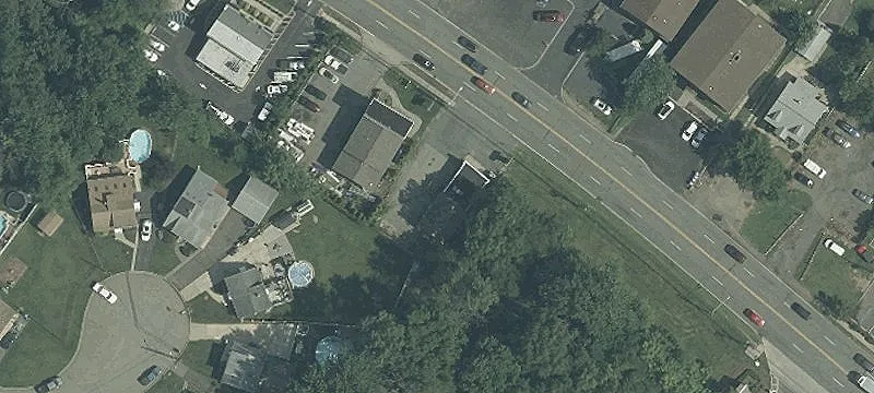 45 Pond Rd