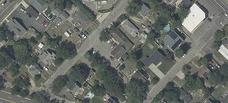 123 Seaman Ave