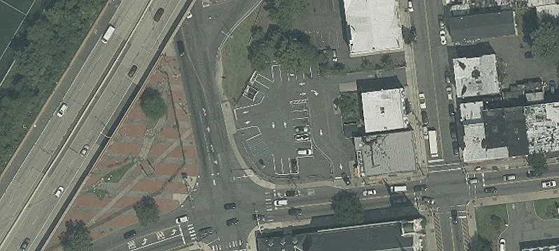 56 Monroe St