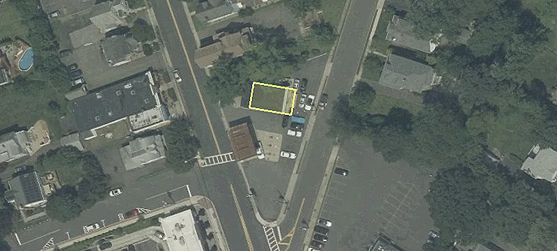 138 Godwin Ave