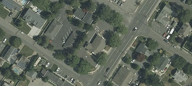 405 Un Ave