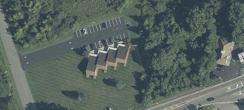8 Oxbow Ln