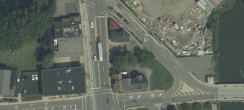 60 Riv Rd