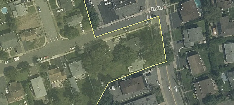 10-14 Saddle Riv Rd