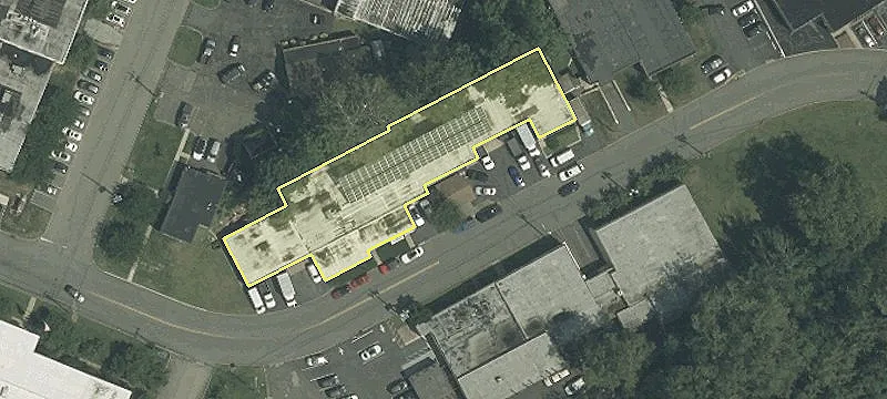 46 Commerce Rd