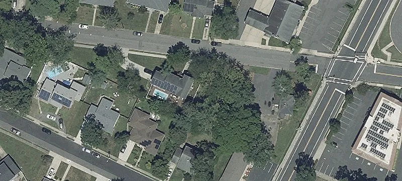 2408 Cedarbridge Rd
