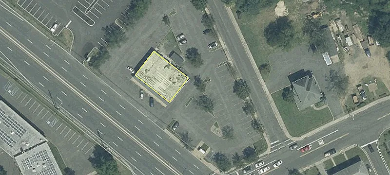 383-387 Hwy 36