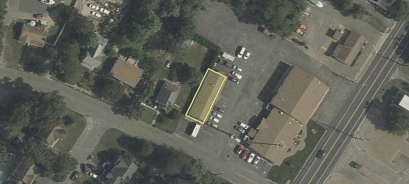 2 Warren Ave