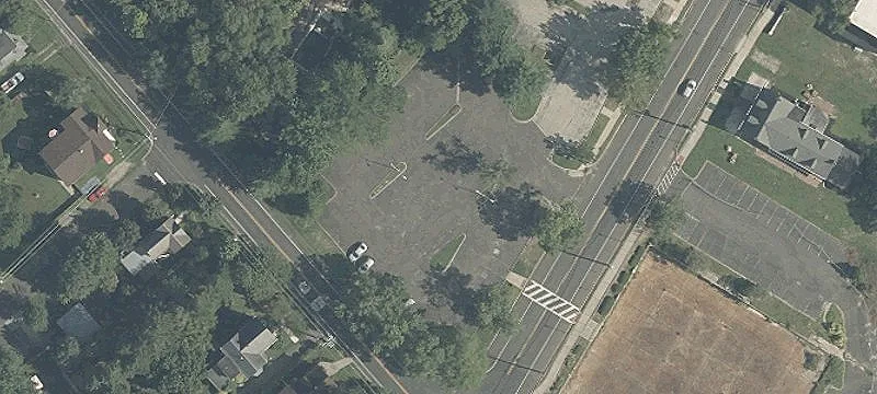 3 Clementon E Rd