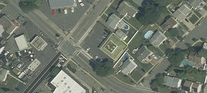 430 Lk Ave