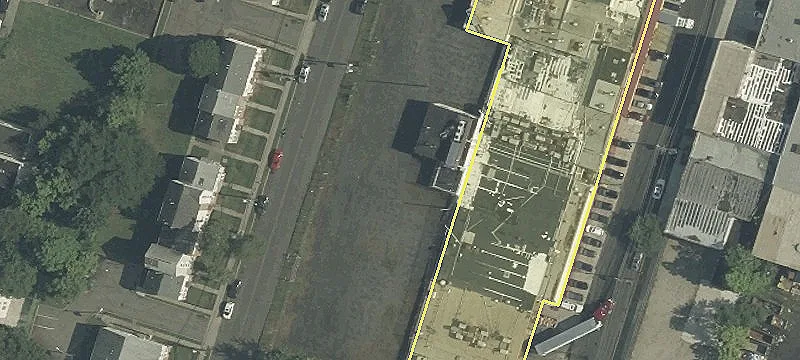 110-112 Peshine Ave, Unit 112