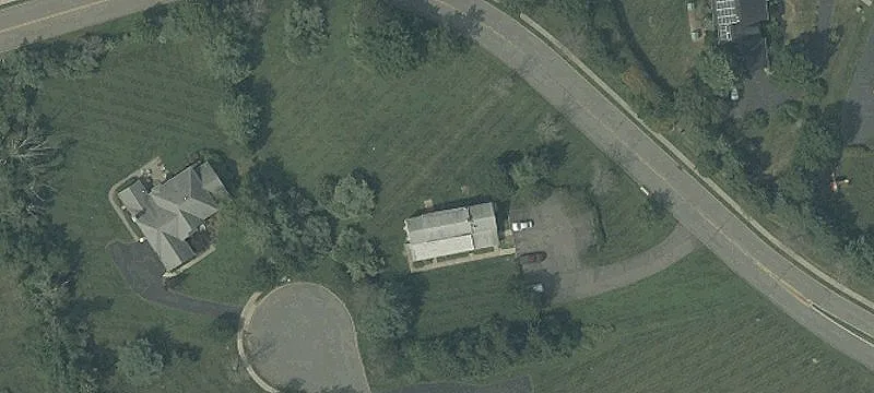 10 Autumn Leaf Dr