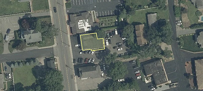 704 Newark Pompton Tpke