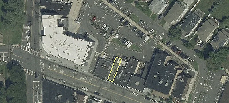 17-19 Un Ave, Unit 19