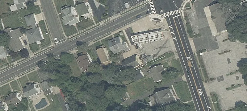 375 Holly Ave