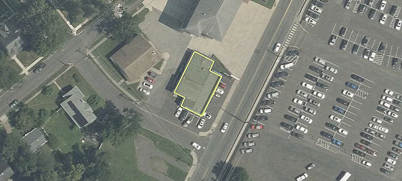301 Laurel Rd