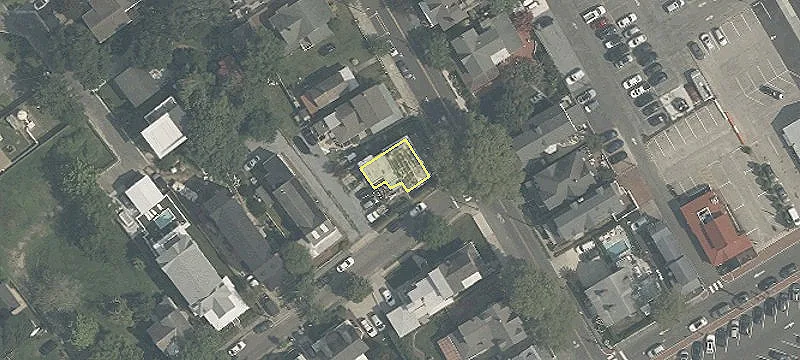 216 Perry St