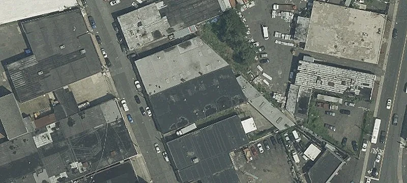 13-21 Montgomery St
