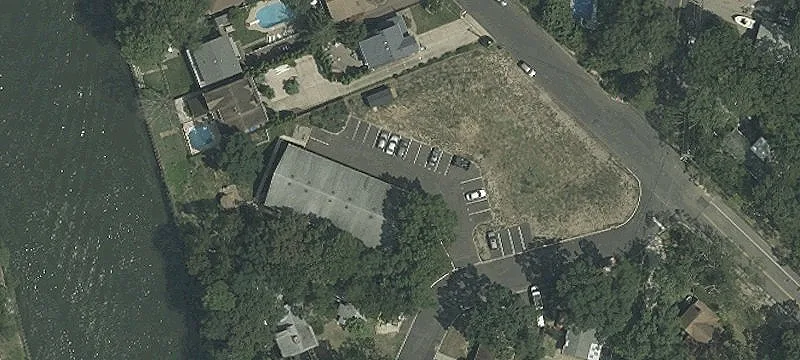 1407 Johnson Ave