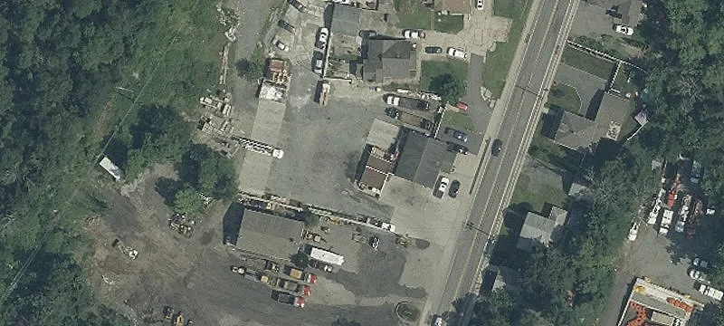 835 Ringwood Ave