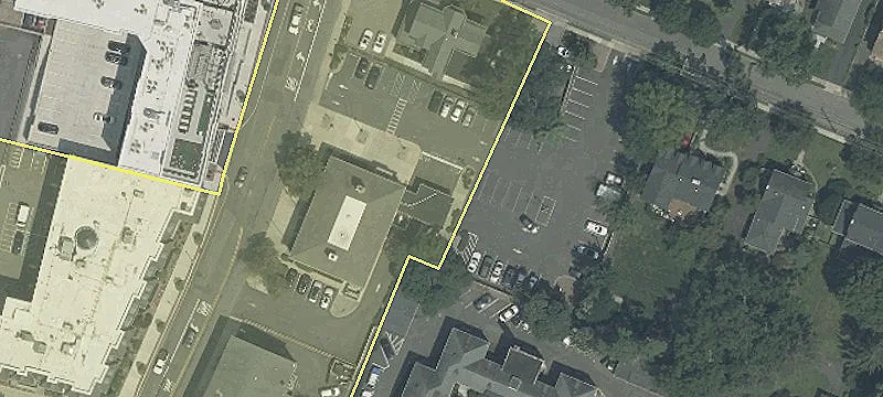 25 Maple Ave