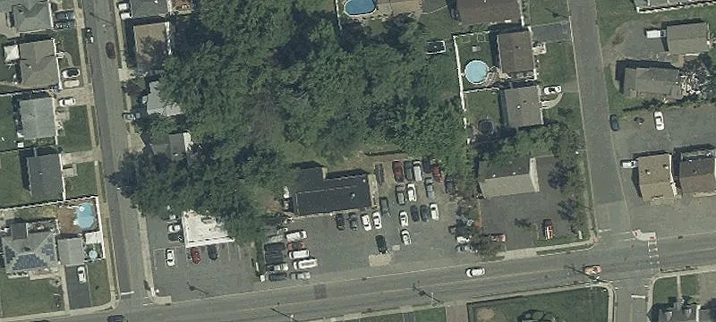 160 Lk Ave