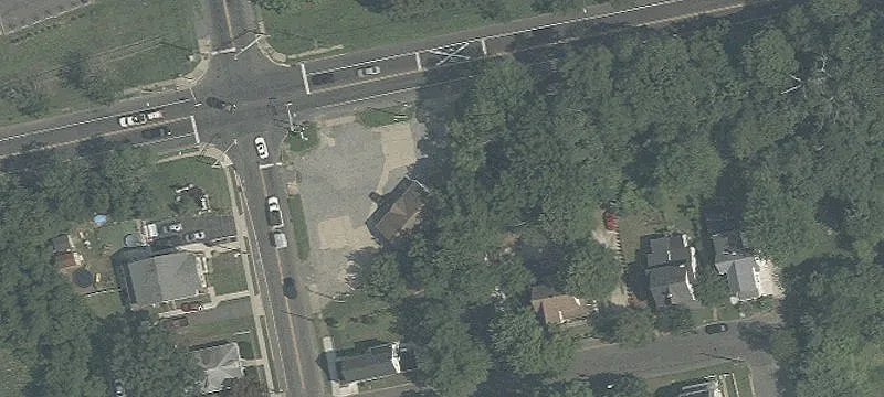 402 Broad St
