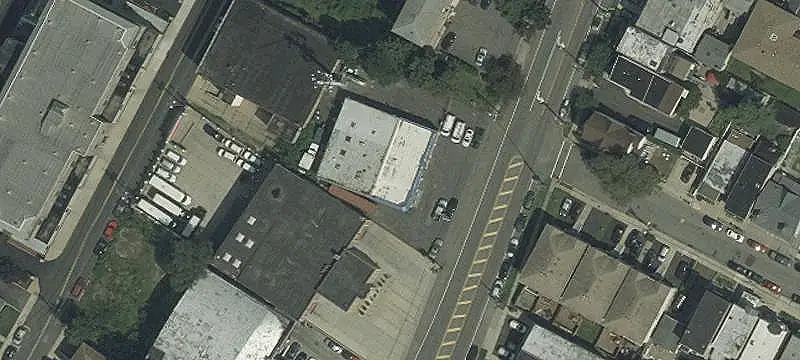 25 Bergen Blvd