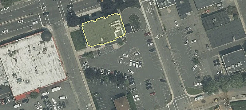 25-00 Broadway