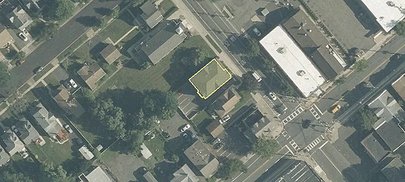 109-111 Madison Ave, Unit 111