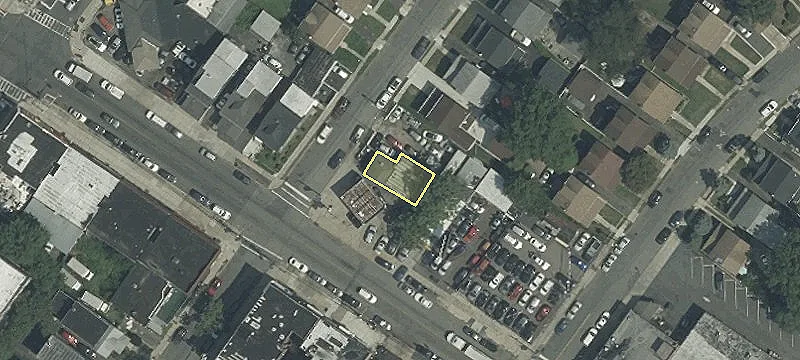 701-703 Chancellor Ave, Unit 703