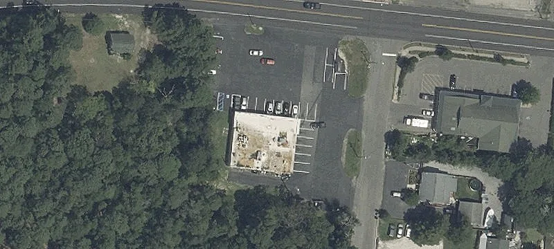 606 Rte 9th S