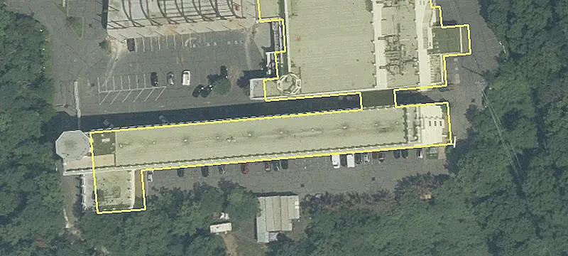 1050 King George Rd