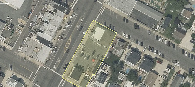 201 Bay Ave