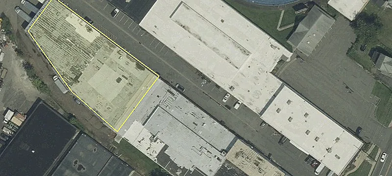 734 Grand Ave