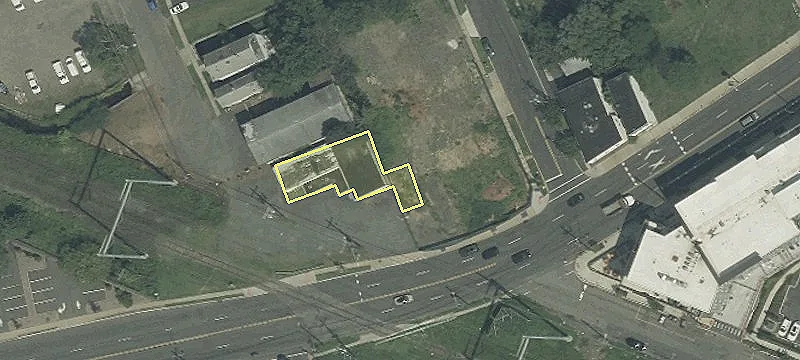 907 Saint George Ave