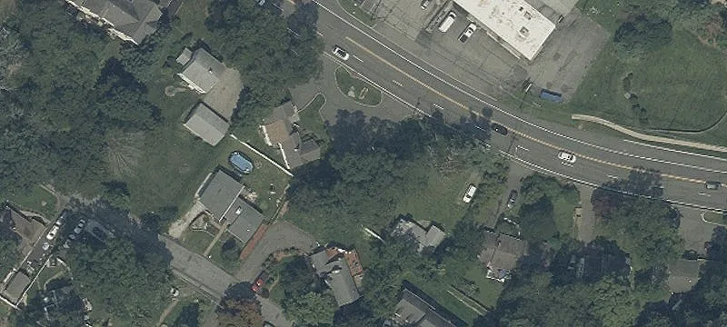 102 Woodport Rd