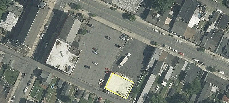 494 Main St