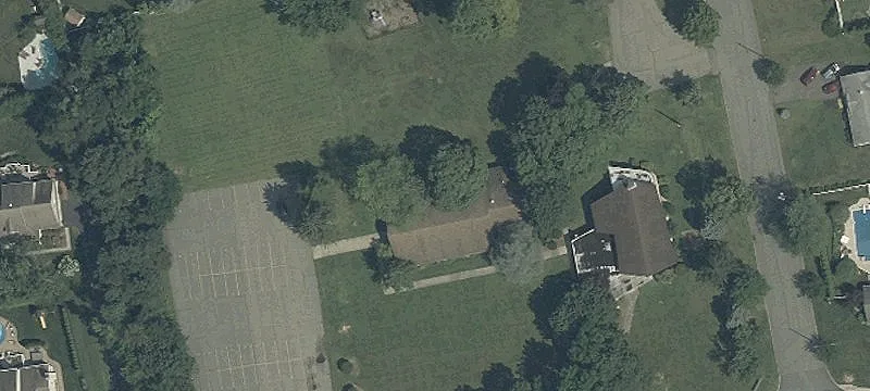 60 Sunset Rd