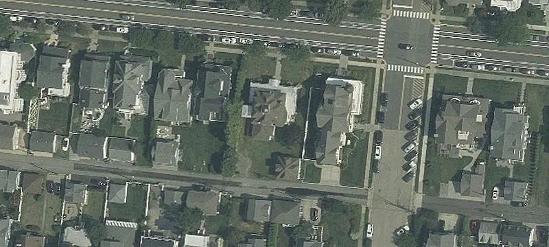 109 Sylvania Ave