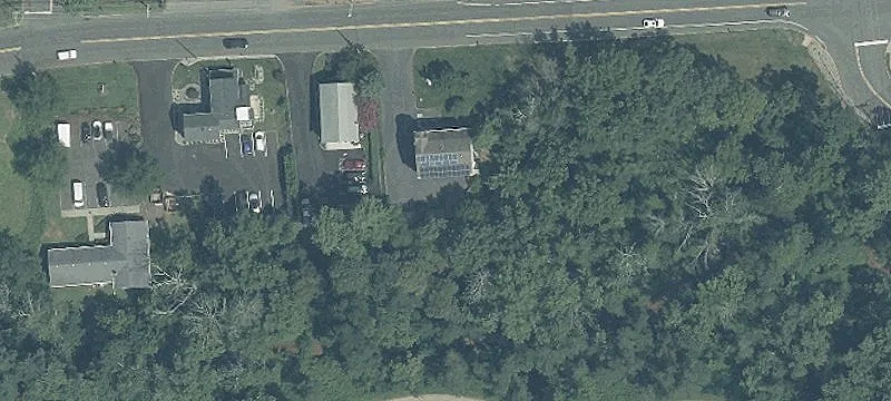 186 Rte 537