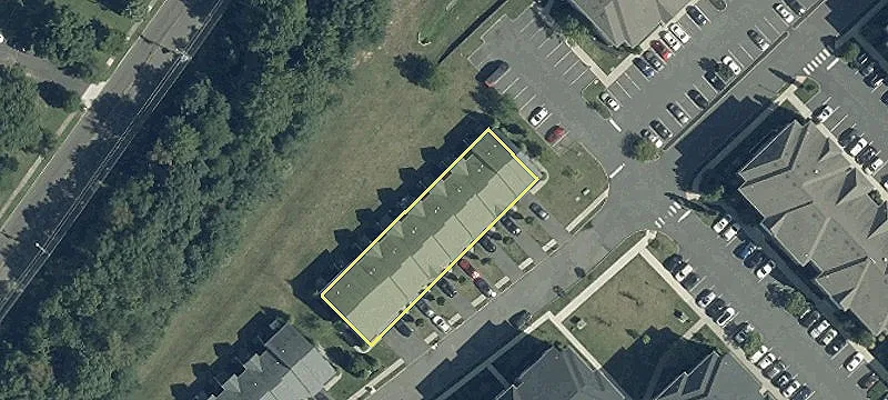2 Adirondack Blvd